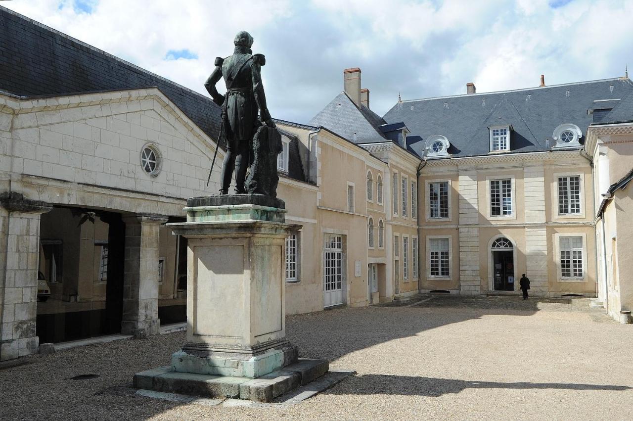Maison D'Hotes De Charme - Au Lys Blanc Châteauroux Eksteriør bilde